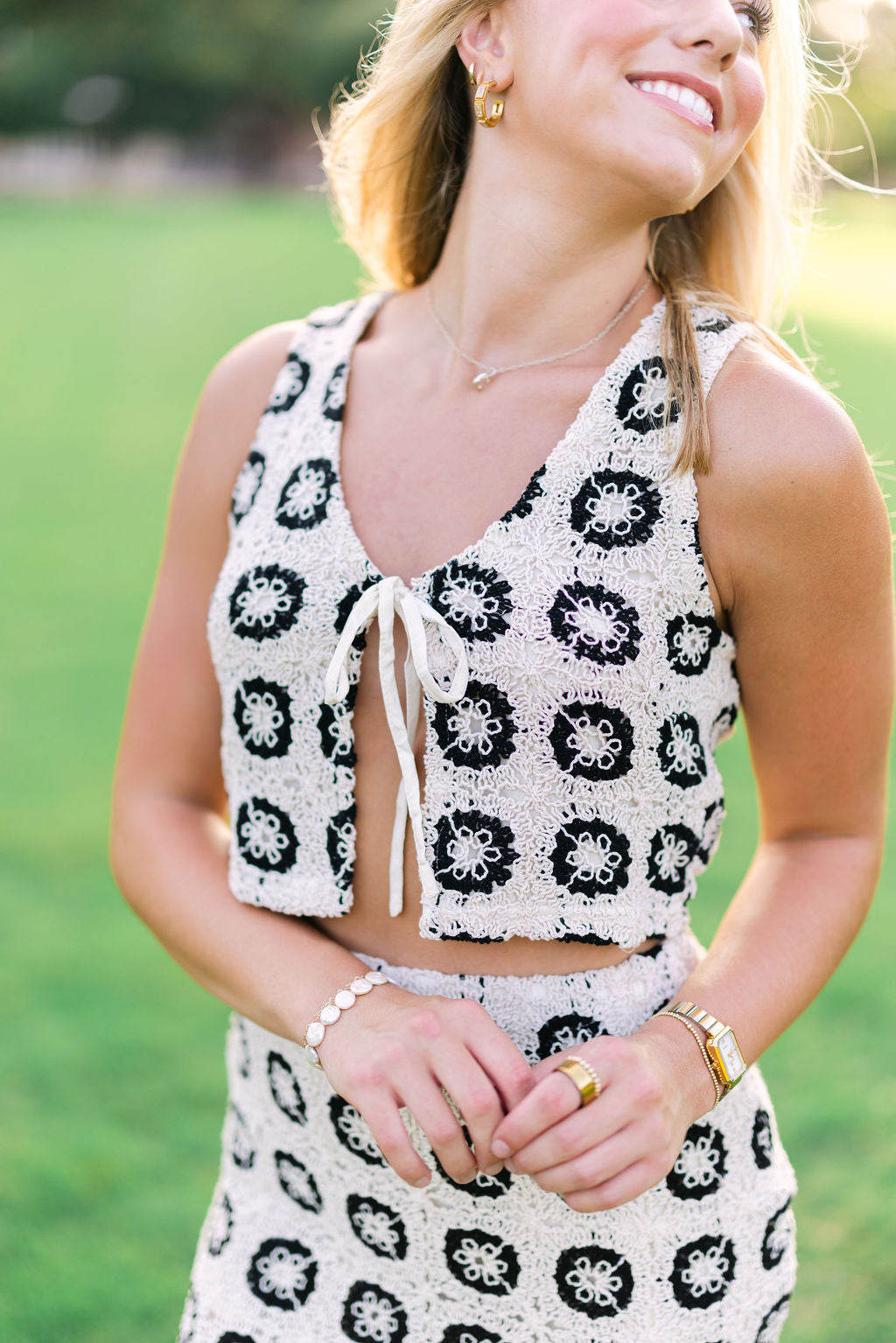 Front Tie Floral Detail Crochet Vest